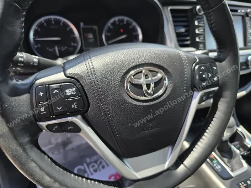 2018 Toyota Highlander Limited AWD photo 16