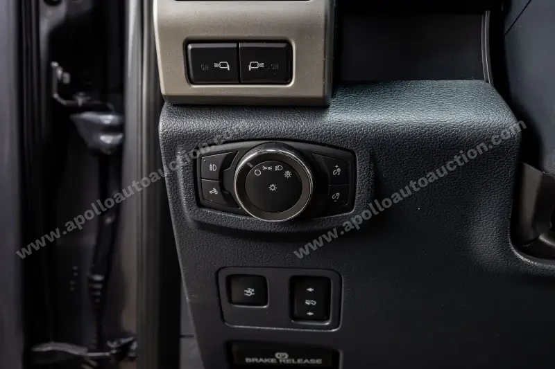 2022 Ford F250 Lariat photo 12