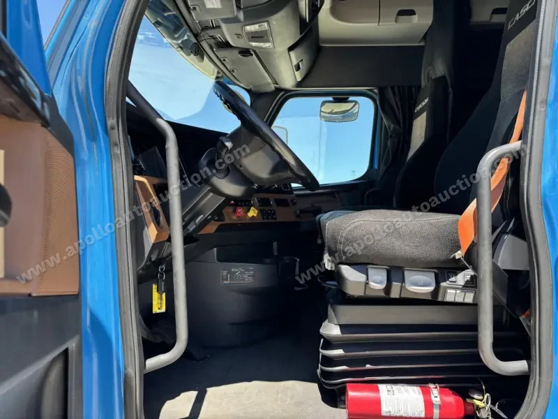 2020 Freightliner Cascadia 126 photo 22
