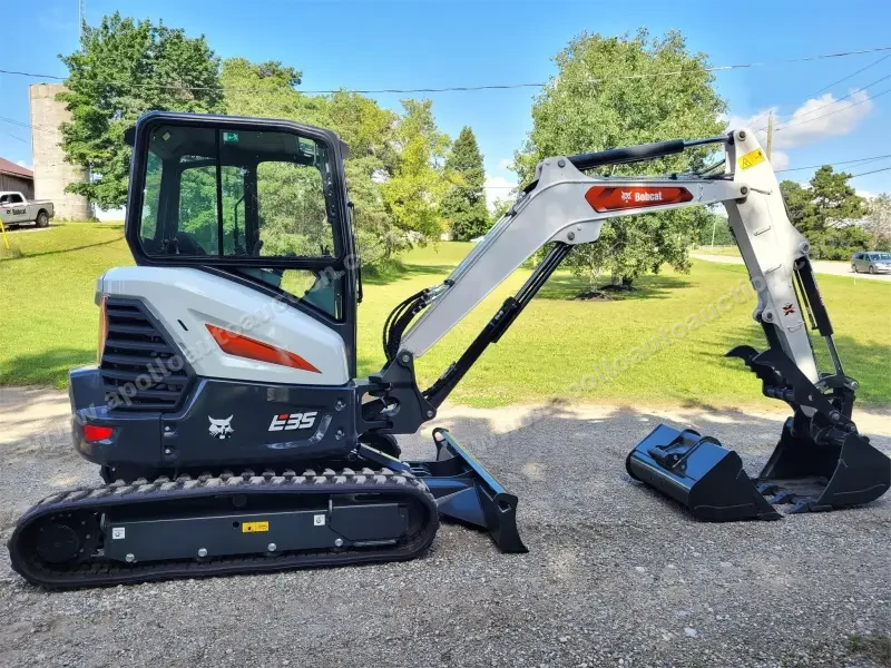 2020 Bobcat E35 Excavator photo 1