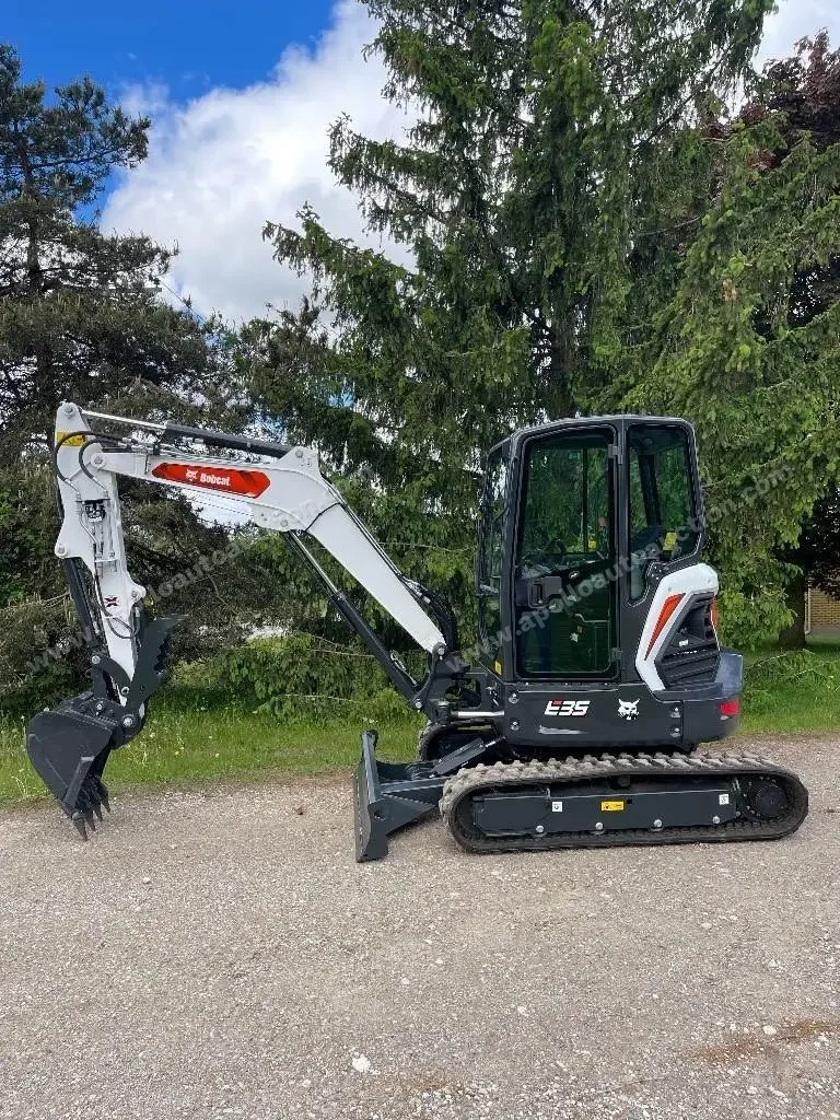 2020 Bobcat E35 Excavator photo 15