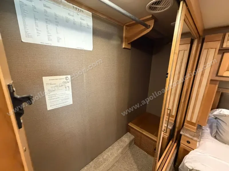 2018 Tiffin Allegro Red 33AA photo 2