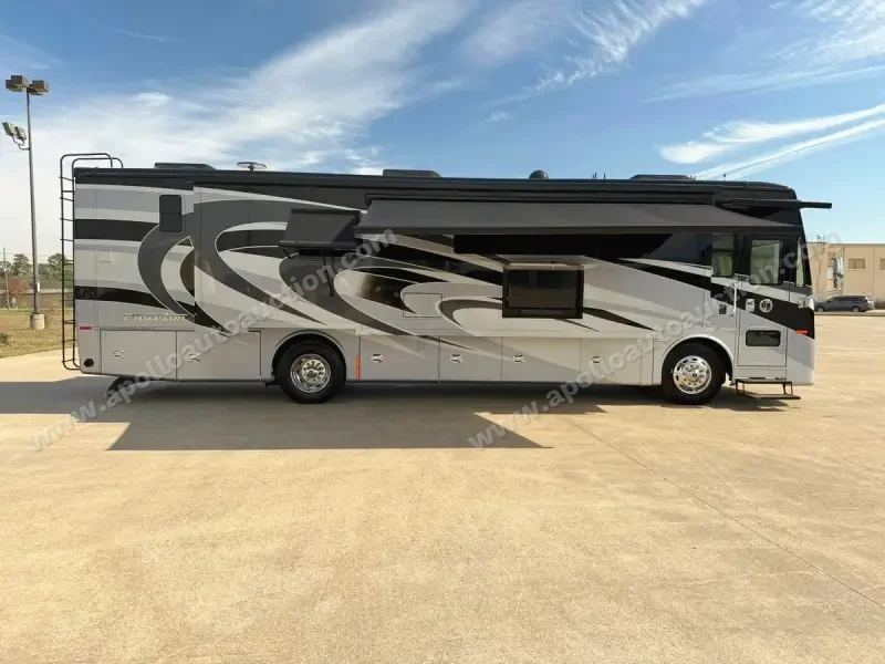 2020 Tiffin Phaeton 37BH photo 68
