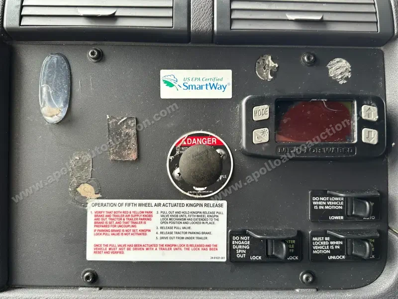 2018 Freightliner Cascadia 125 Evolution Sleeper photo 30