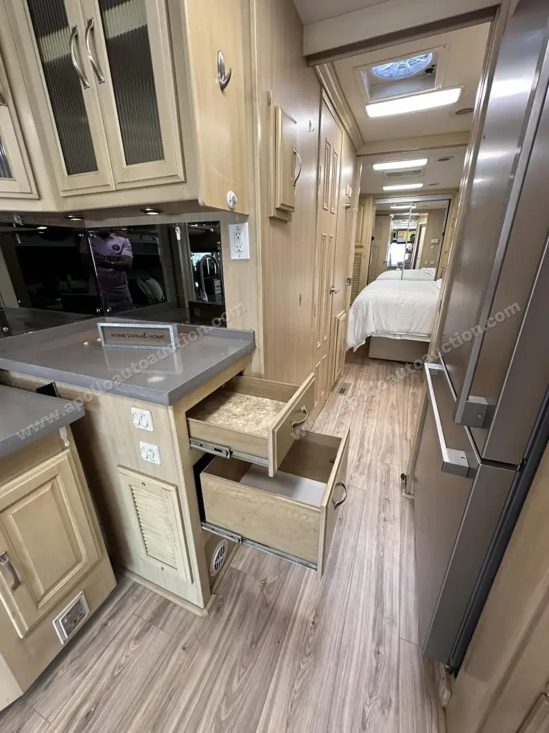 2007 Coachmen Sportscoach Legend 40 photo 40