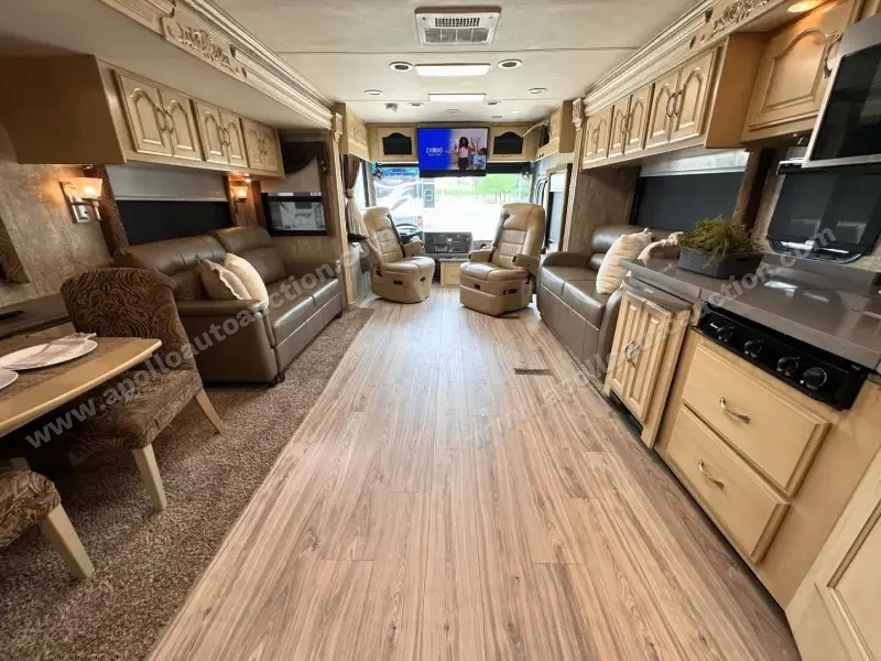 2007 Coachmen Sportscoach Legend 40 photo 3
