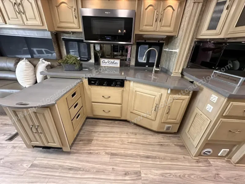 2007 Coachmen Sportscoach Legend 40 photo 35