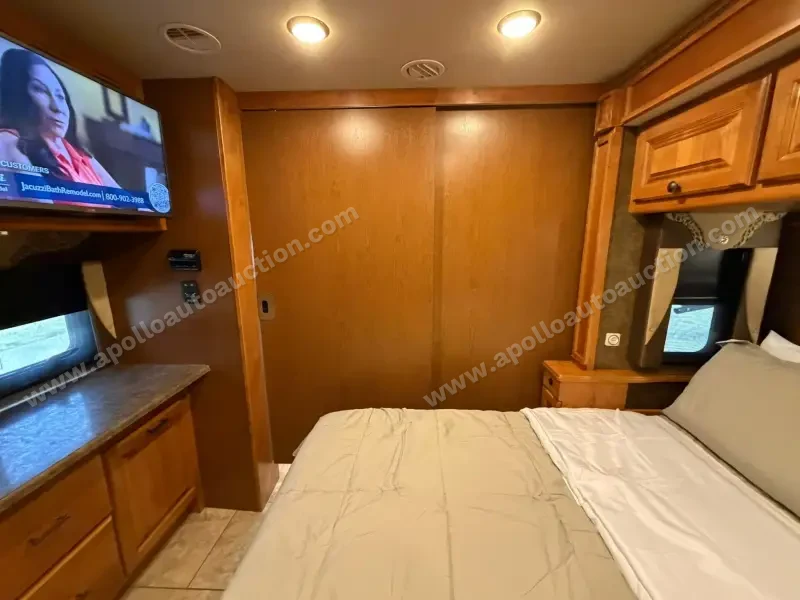 2015 Tiffin Allegro Bay 32 photo 38