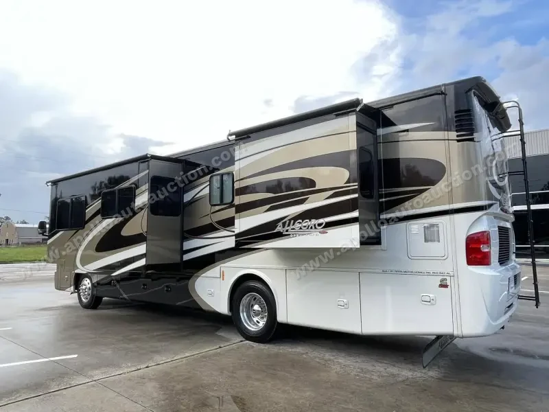 2015 Tiffin Allegro Red 36QSH photo 5