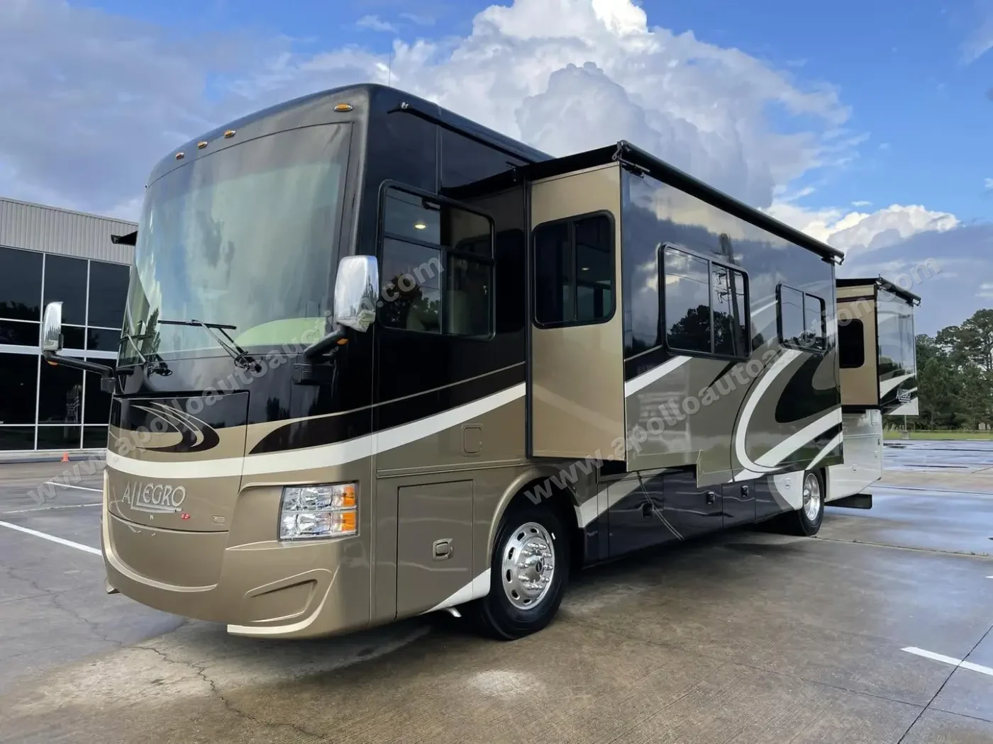 2015 Tiffin Allegro Red 36QSH