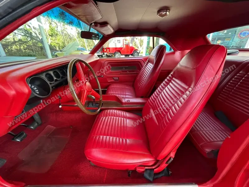 1970 Dodge Challenger R/T photo 22