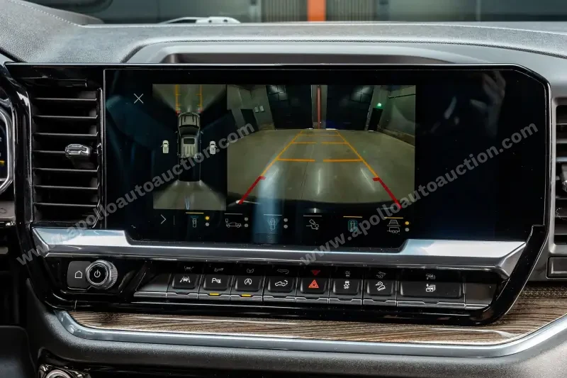 2021 Chevrolet Silverado 1500 Crew Cab RST photo 6