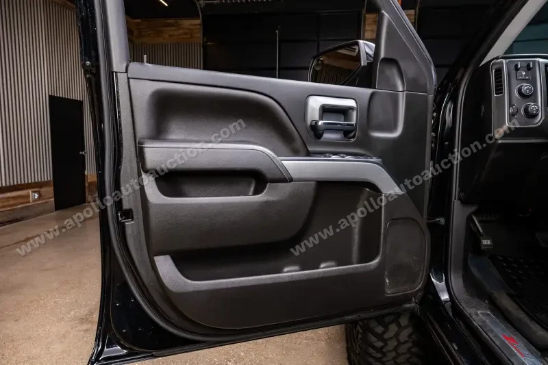 2019 Chevrolet Silverado 1500 Crew Cab LT photo 15