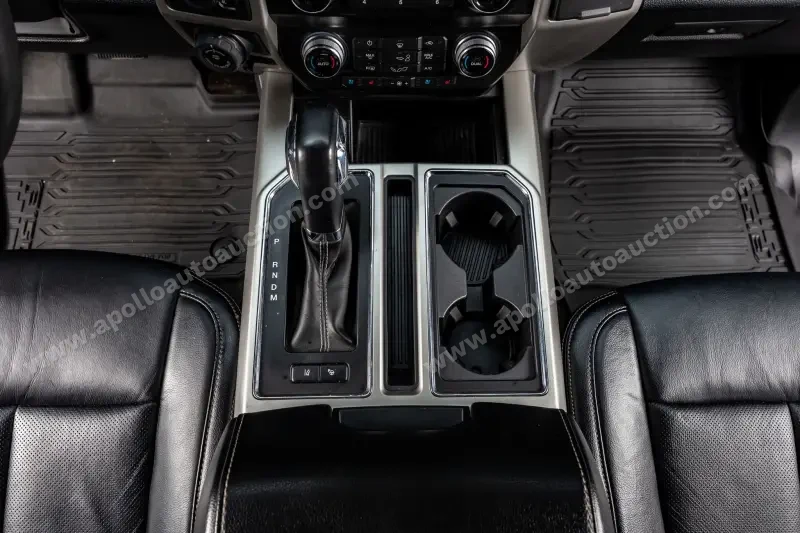 2020 Ford F150 SuperCrew Cab Lariat photo 20