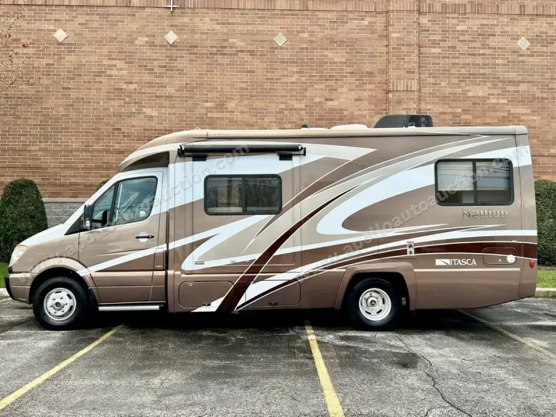 2012 Sprinter Itasca Navion IQ M-24G photo 17