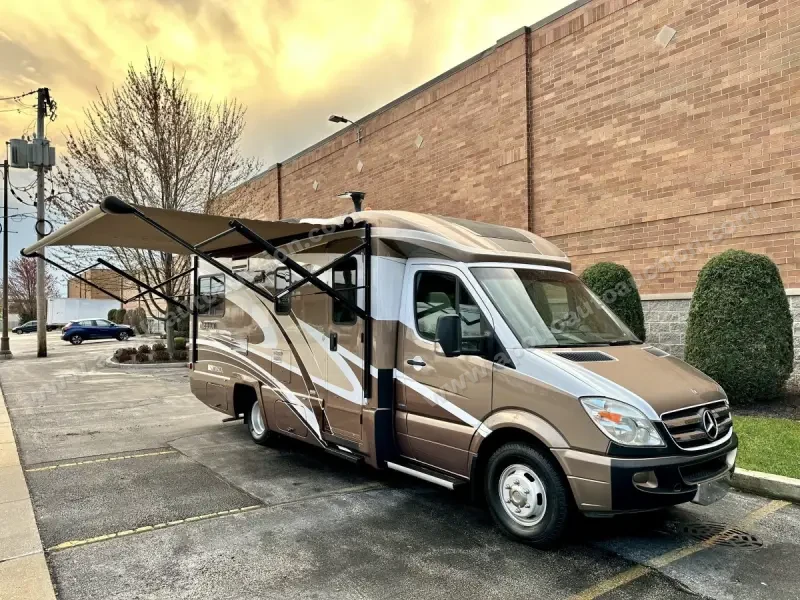2012 Sprinter Itasca Navion IQ M-24G photo 19