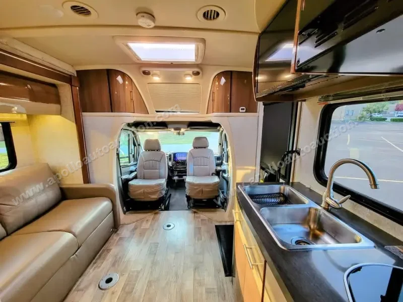 2014 Winnebago View 24V photo 4