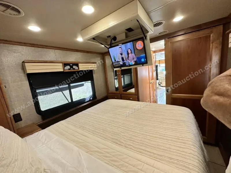 2017 Tiffin Allegro Breeze 32BR photo 46