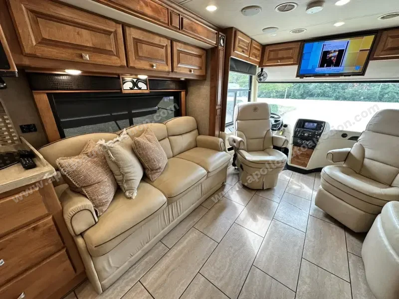2017 Tiffin Allegro Breeze 32BR photo 34