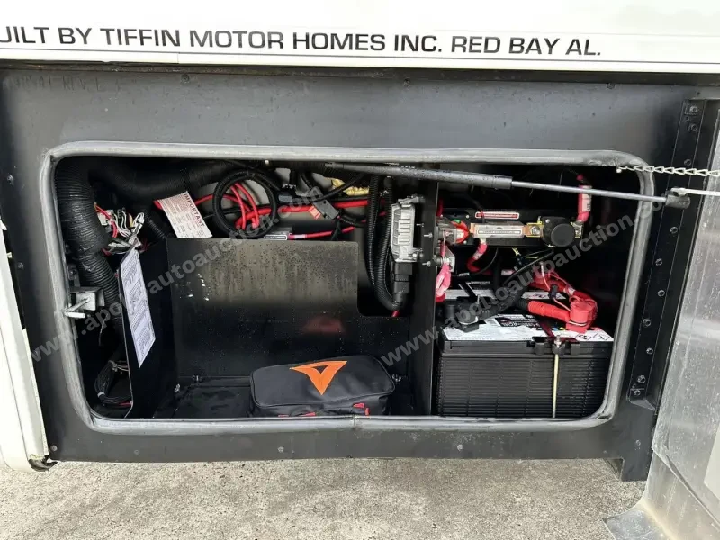 2017 Tiffin Allegro Breeze 32BR photo 20