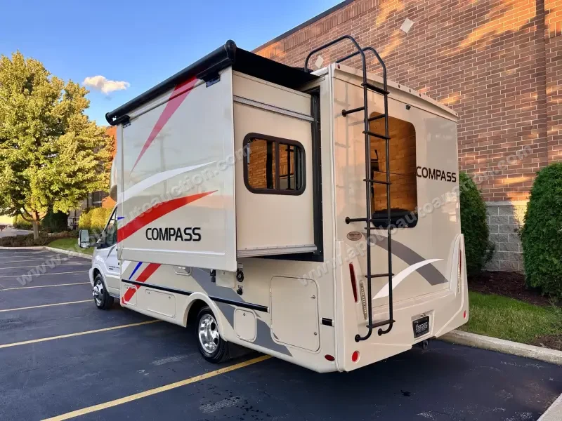 2018 Thor Motor Coach Compass 23TB photo 22