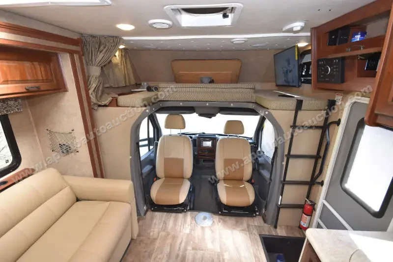 2017 Forest River Sunseeker 2400R photo 33