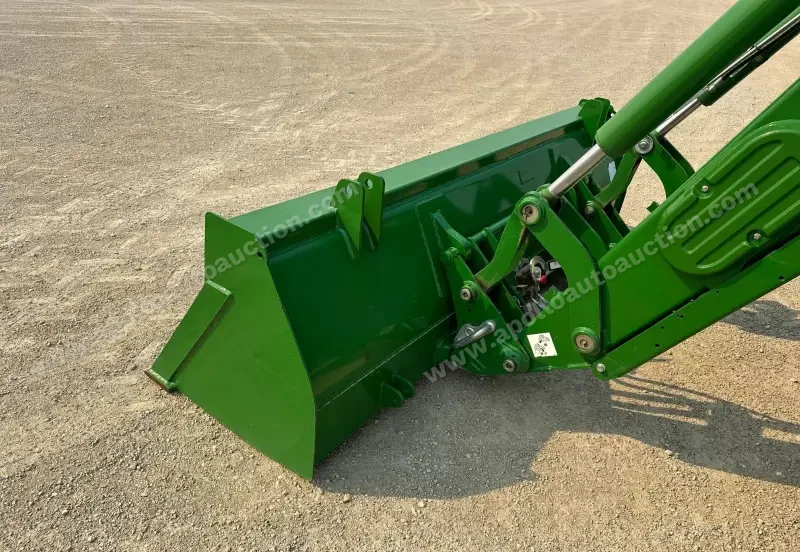 2020 John Deere 6155M photo 10