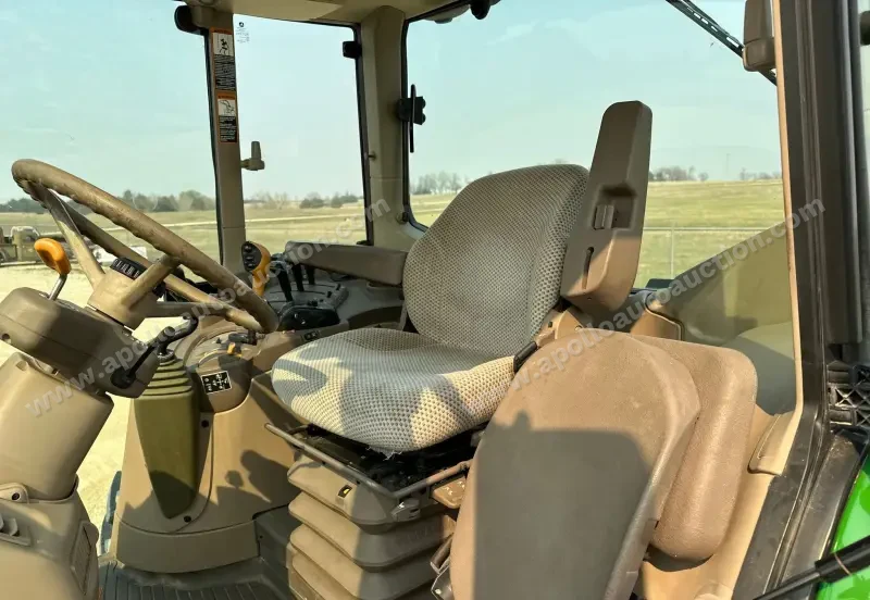 2020 John Deere 6155M photo 39
