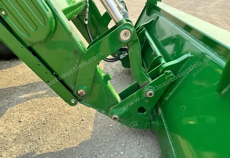2020 John Deere 6155M photo 18