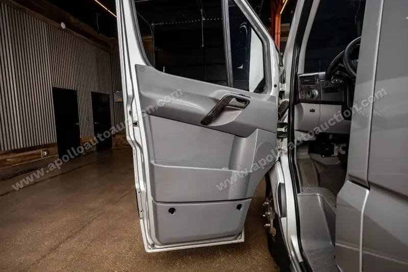 2015 Mercedes-Benz Sprinter 3500 Cargo Airstream Interstate photo 43