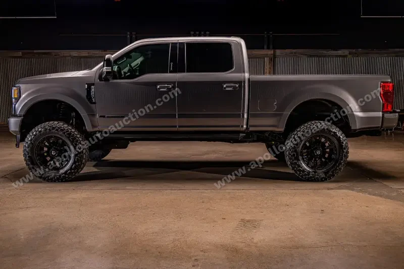 2020 Ford F-250 Super Duty Lariat photo 5