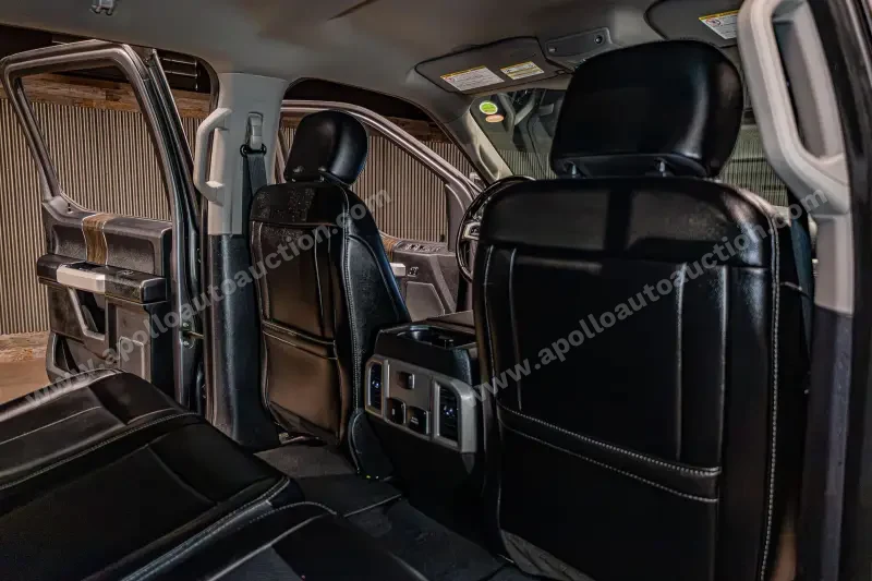 2020 Ford F-250 Super Duty Lariat photo 27