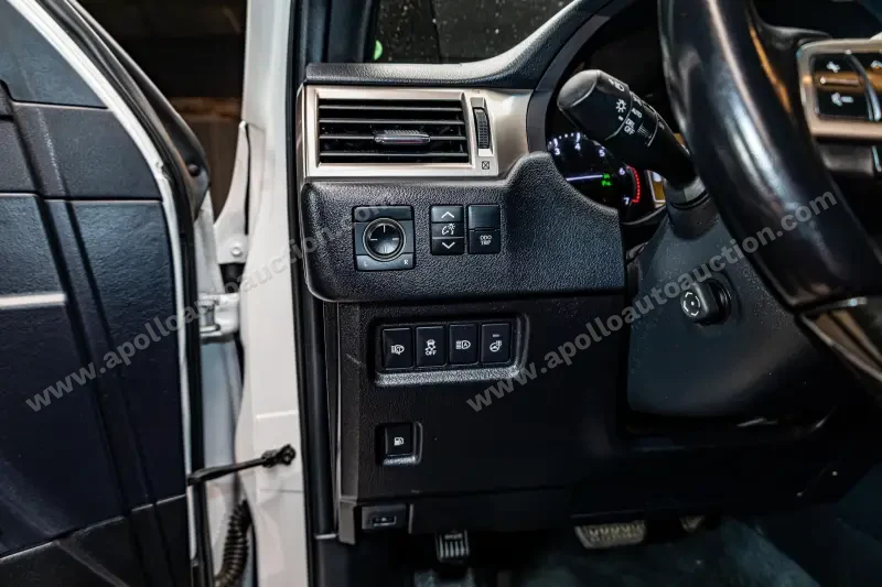 2021 Lexus GX 460 photo 12