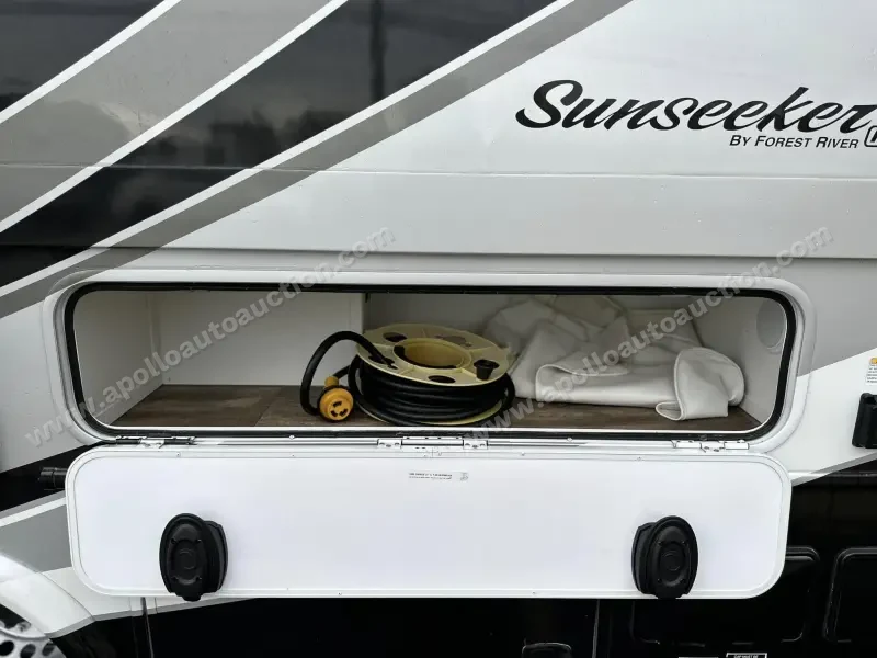 2016 Forest River Sunseeker  2400WS photo 18