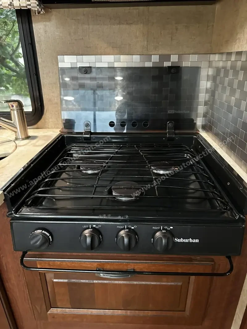 2016 Forest River Sunseeker  2400WS photo 34