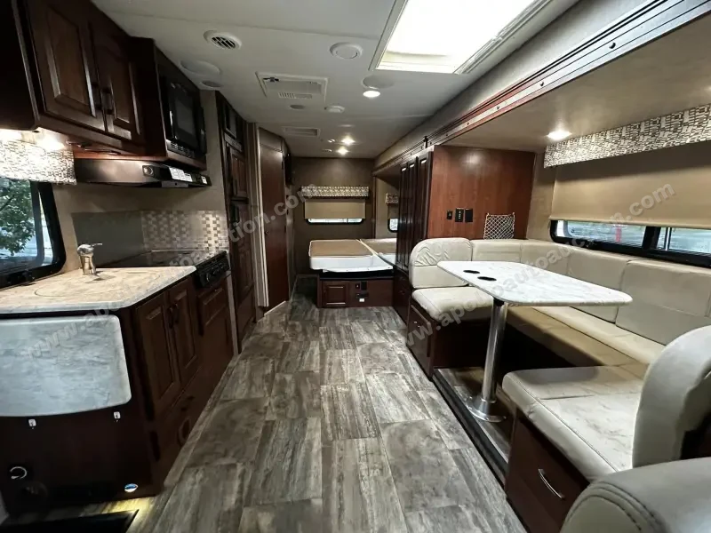 2016 Forest River Sunseeker  2400WS photo 32