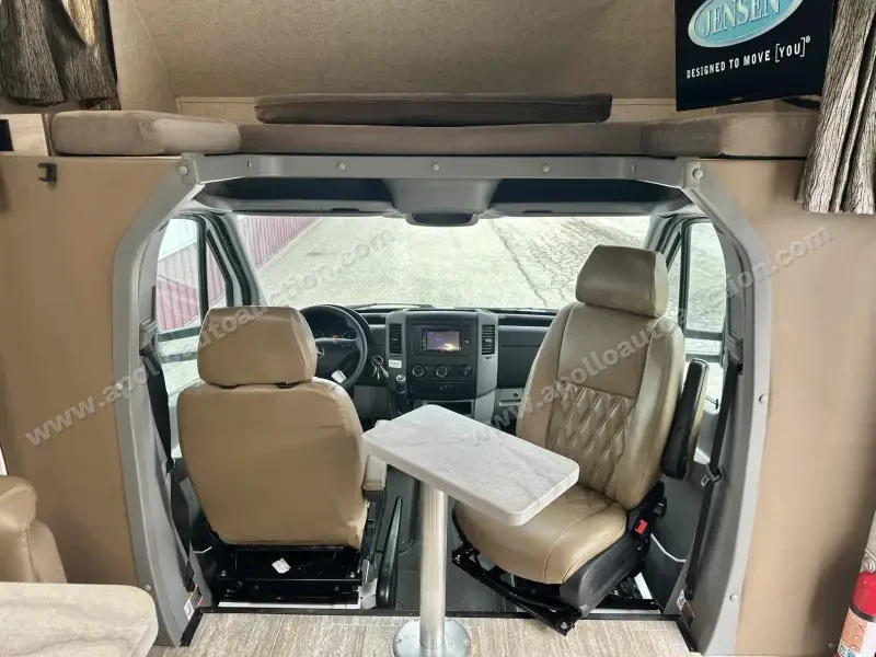 2017 Forest River Sunseeker 2400WS photo 6
