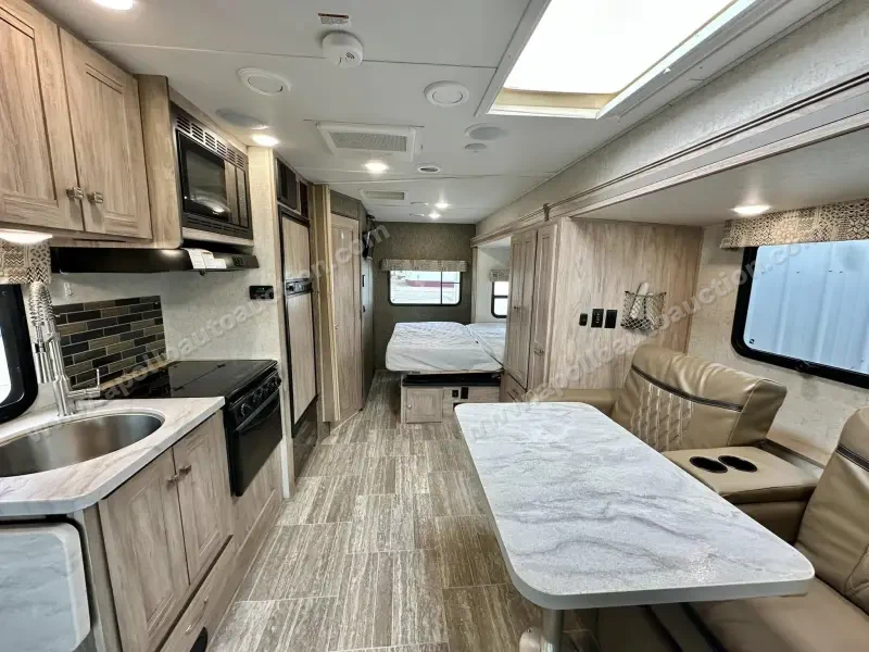 2017 Forest River Sunseeker 2400WS photo 73