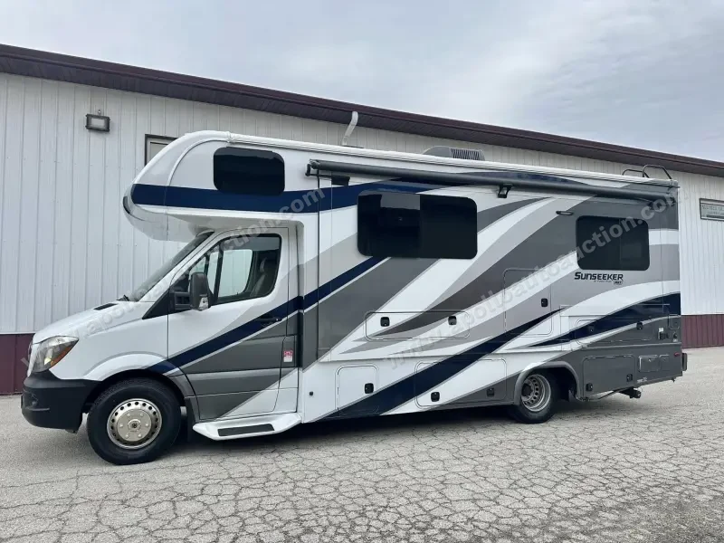 2017 Forest River Sunseeker 2400WS photo 22