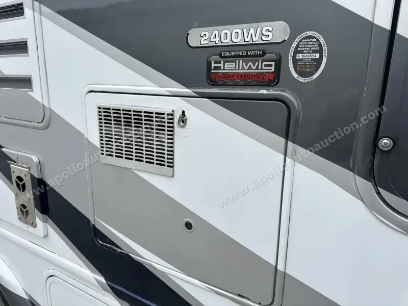 2017 Forest River Sunseeker 2400WS photo 36