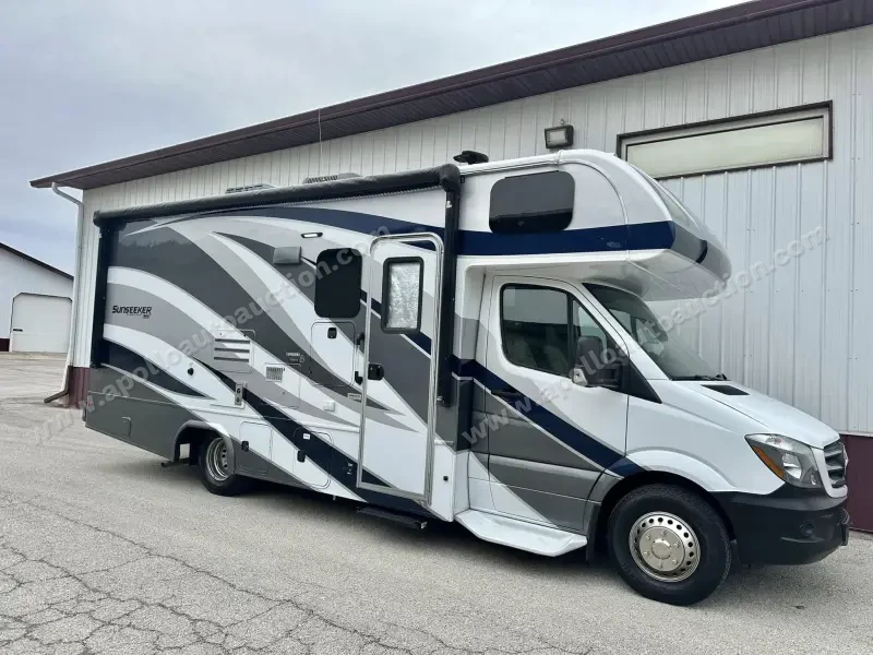 2017 Forest River Sunseeker 2400WS photo 26