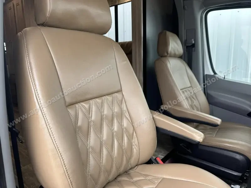 2017 Forest River Sunseeker 2400WS photo 43