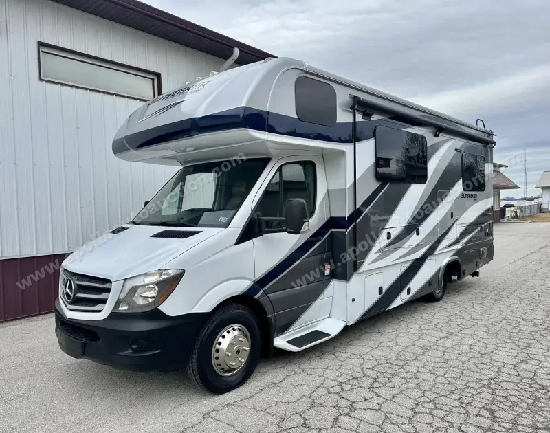 2017 Forest River Sunseeker 2400WS photo 13