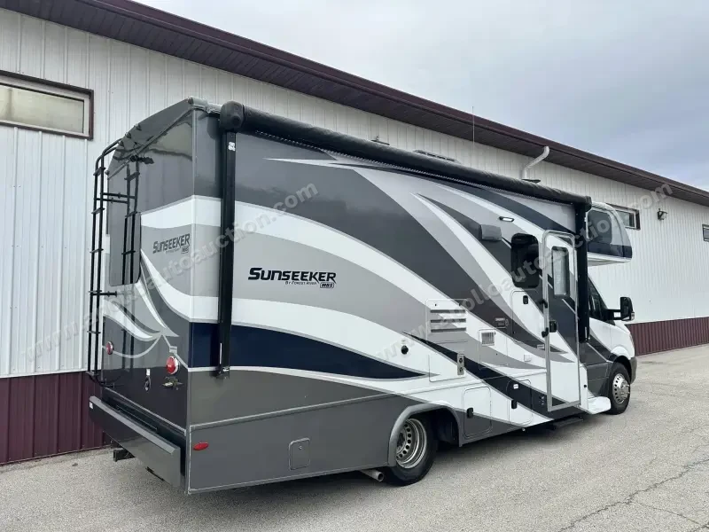 2017 Forest River Sunseeker 2400WS photo 28