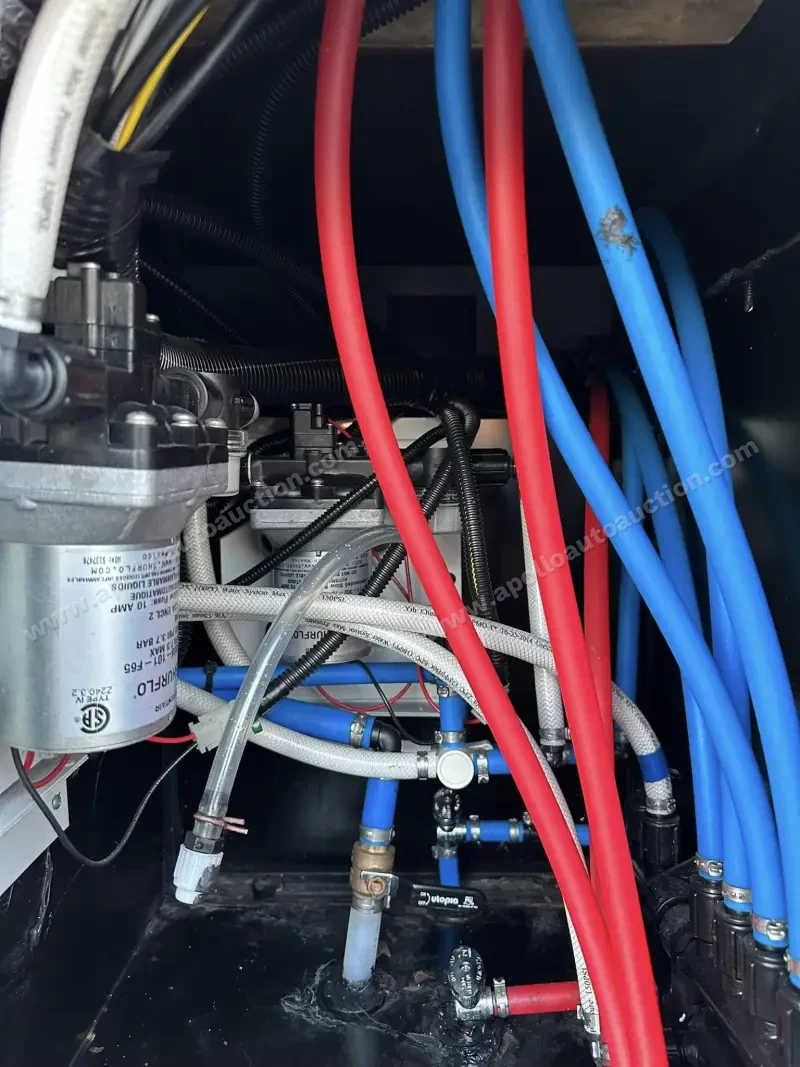 2018 Winnebago Intent 31P photo 18