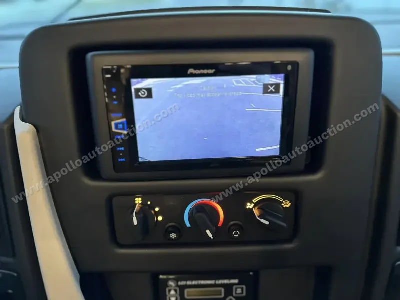 2018 Winnebago Intent 31P photo 54