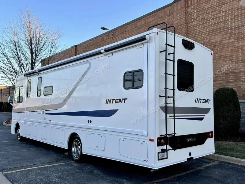 2018 Winnebago Intent 31P photo 5