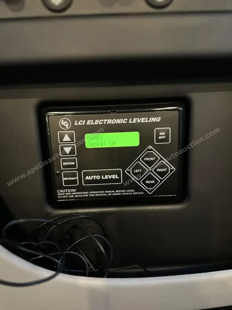 2018 Winnebago Intent 31P photo 53