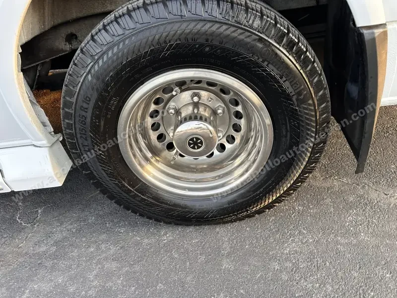 2014 Winnebago Era 170X photo 15