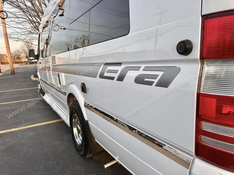 2014 Winnebago Era 170X photo 12